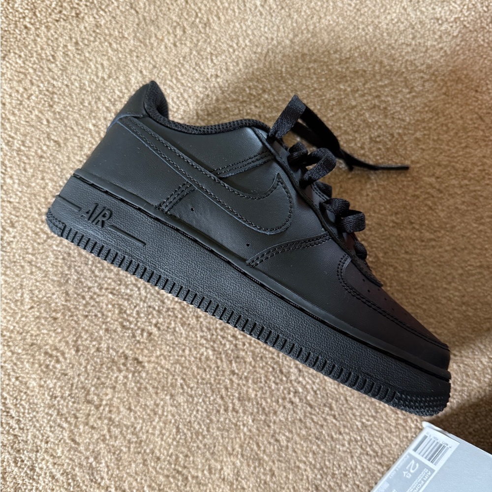 Youth Nike Air Force 1 - Black